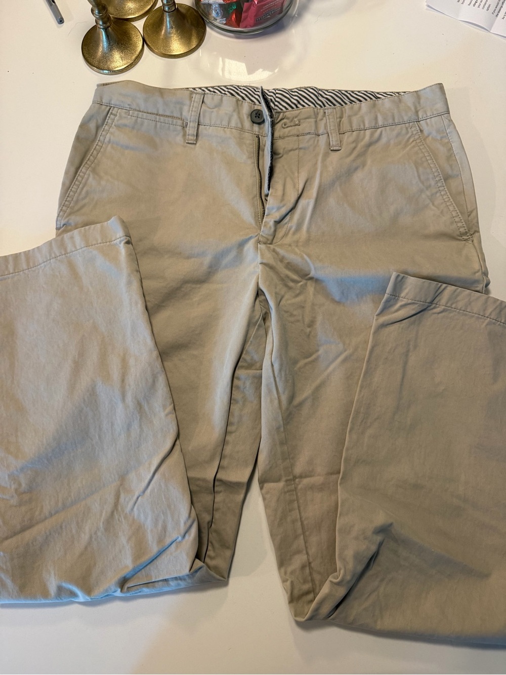 Men's Slim Straight Chino Pants in Light Khaki